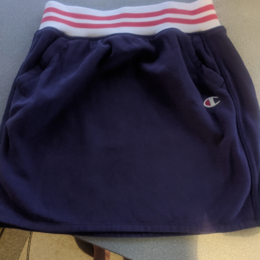 Champion thick new skirt